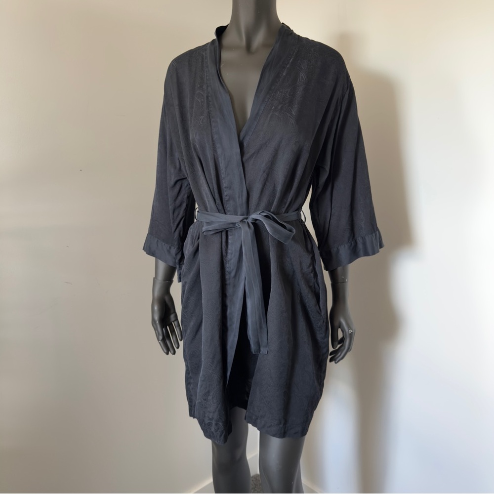 Silk & Satin Black 100% Silk Kimono Robe with Belt Size L